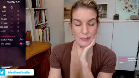 Snapshot of misstheacamille chatting on January 18, 7:58 pm MissThea online show from January 18, 7:58 pm