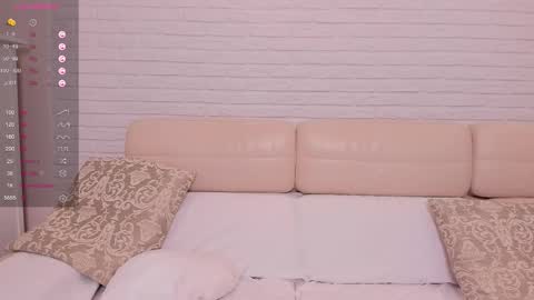 Snapshot of missxcaprice chatting on September 16, 6:10 am missxcaprice online show from September 16, 6:10 am