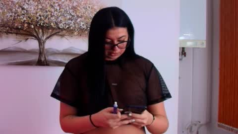 missyscarlet online show from February 16, 5:18 am