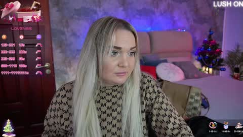 Snapshot of missyymartinezz chatting on December 28, 7:44 am Amely online show from December 28, 7:44 am