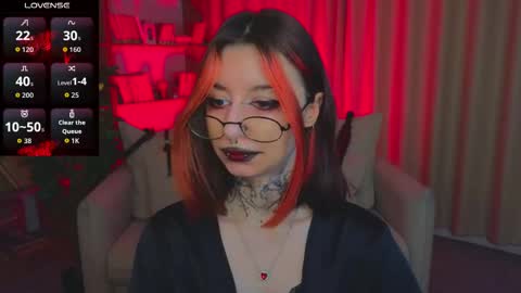 Marcelline online show from March 26, 8:49 am