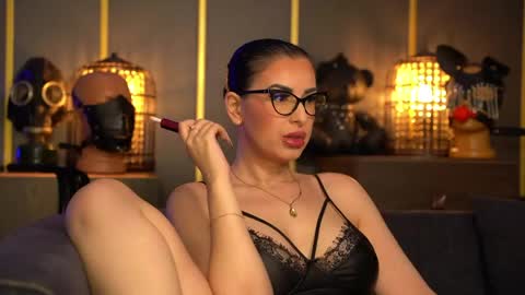 Mistress Kelly online show from April 9, 9:42 pm