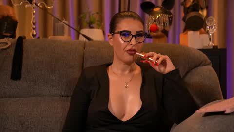 Mistress Kelly online show from November 15, 1:28 am