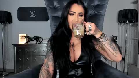 mistresskennya online show from July 8, 5:26 pm