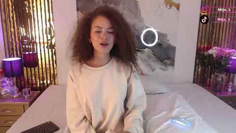 Mtica Brennet online show from March 19, 4:06 am