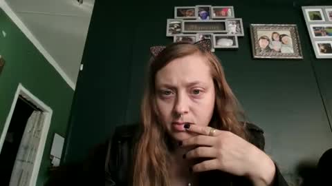 miztrezk online show from November 25, 3:14 pm