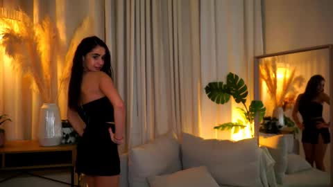 milkyway  online show from October 27, 5:19 pm