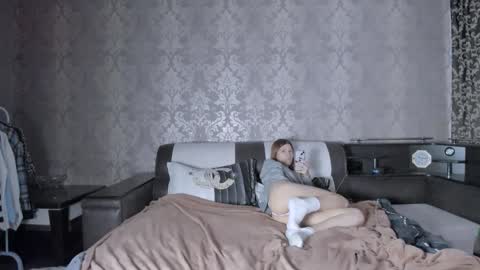 Lili online show from September 24, 10:47 am