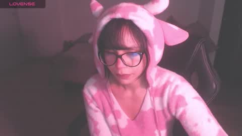 Snapshot of modjo_ chatting on October 7, 5:01 am Modjo online show from October 7, 5:01 am