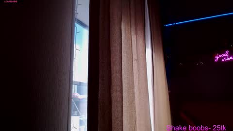 Snapshot of molly__percocet13 chatting on October 3, 7:13 am online show from October 3, 7:13 am