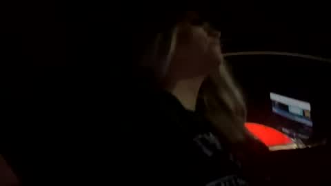 Snapshot of molly_theslut chatting on October 30, 2:03 am molly_theslut online show from October 30, 2:03 am