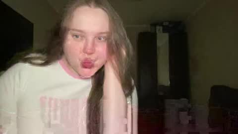 Snapshot of mollyas chatting on September 26, 7:33 pm Alice online show from September 26, 7:33 pm