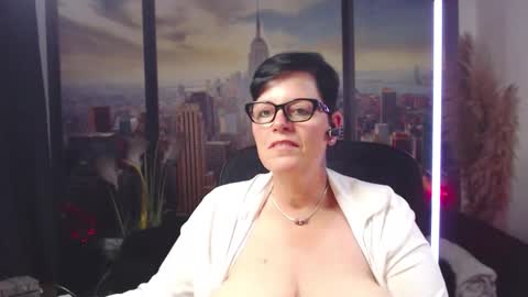 MollySun Nina Randmann online show from September 23, 5:44 pm