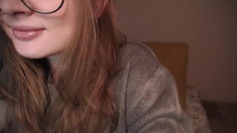 Snapshot of mollytucker chatting on February 13, 3:35 pm mollytucker online show from February 13, 3:35 pm