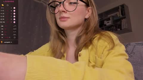 Snapshot of mollytucker chatting on September 24, 5:45 pm mollytucker online show from September 24, 5:45 pm