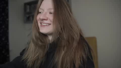 Snapshot of mollytucker chatting on January 19, 12:07 pm mollytucker online show from January 19, 12:07 pm