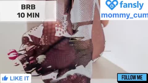 Snapshot of mommy_cum chatting on December 27, 2:14 am Mommy online show from December 27, 2:14 am