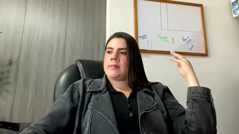 Mona online show from September 17, 2:15 pm