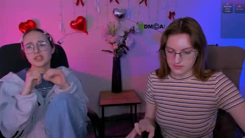 Mona  online show from April 8, 8:11 pm