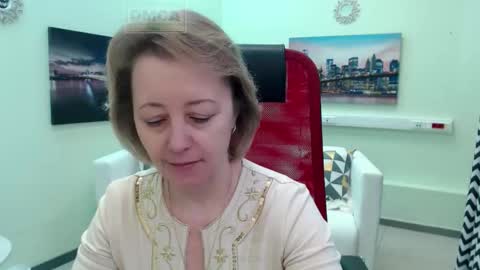 Mona online show from February 15, 7:51 am