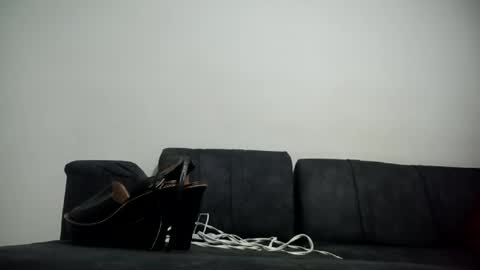 Mistresss Mona Lia online show from June 8, 1:50 am