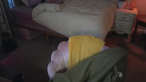 Mona online show from December 2, 4:09 pm