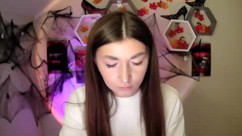 sweet girl and shine body online show from October 13, 9:12 am