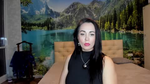 monica_weisss online show from January 14, 7:53 pm