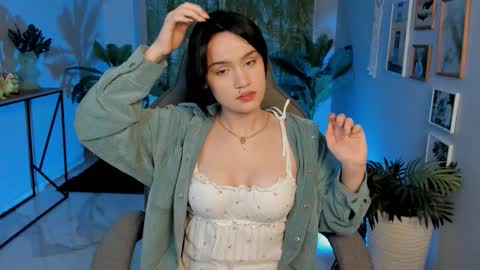 monica online show from February 13, 2:46 am