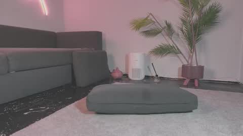 Monica online show from February 13, 1:57 pm