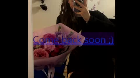 Monika online show from March 26, 1:24 pm