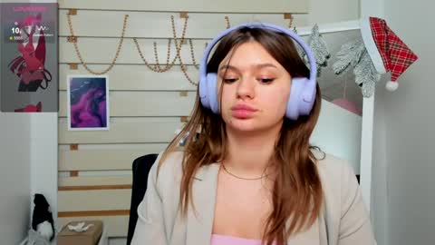 Monika online show from January 17, 5:08 pm