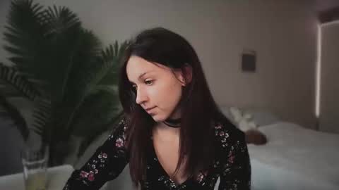 Mary online show from October 17, 9:01 am