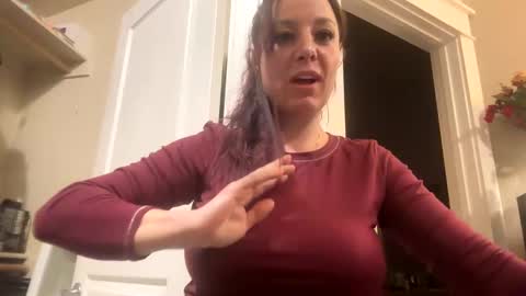 Monroe online show from December 8, 7:37 am