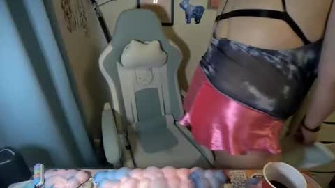 Moo Jay online show from June 3, 3:17 pm