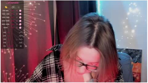 Snapshot of moon__girl chatting on January 29, 4:30 pm Roxy online show from January 29, 4:30 pm