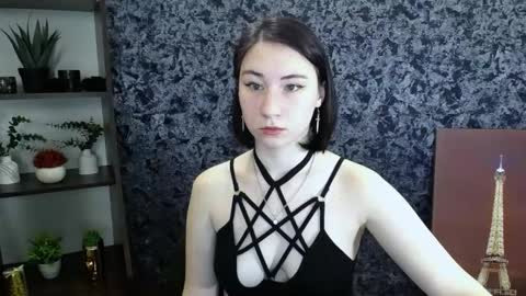 Diana online show from February 1, 2:49 pm