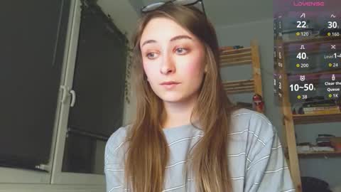 Dana online show from December 1, 9:06 pm