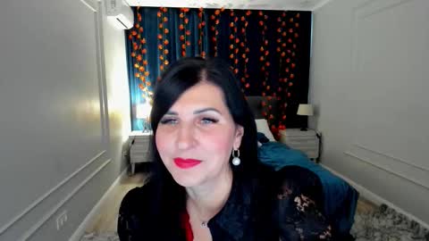 Ask me  online show from November 15, 4:24 am