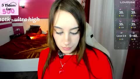 Morana Mayer online show from December 3, 5:48 pm