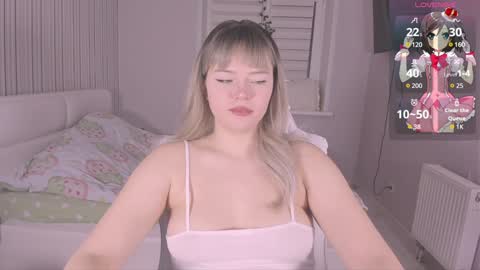 Snapshot of moranosofia chatting on December 5, 9:39 pm Sofia     online show from December 5, 9:39 pm