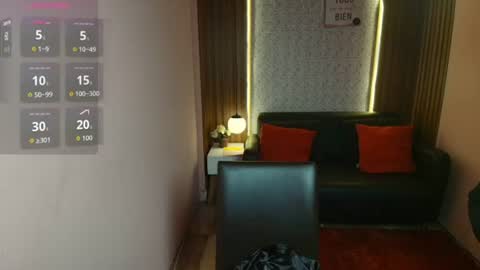Moriah online show from July 29, 12:49 pm