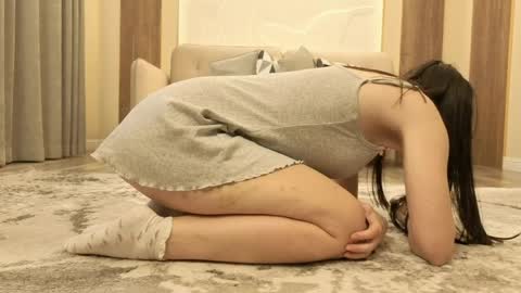 Anna online show from April 1, 1:41 pm