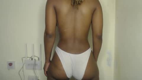 Mellisa online show from February 7, 10:30 pm