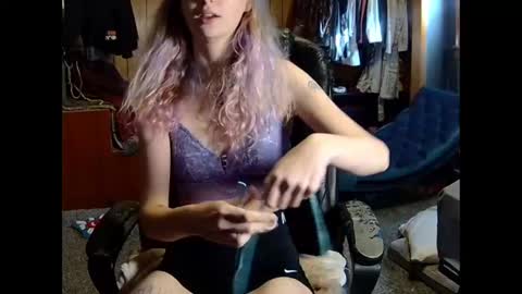 Snapshot of mrs_slimthug chatting on January 1, 8:04 pm CrochetKitten online show from January 1, 8:04 pm