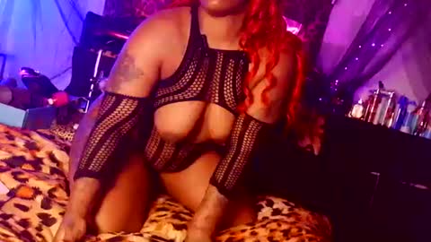 Snapshot of ms_booty_boop chatting on September 17, 3:48 am Ms Booty Boop online show from September 17, 3:48 am