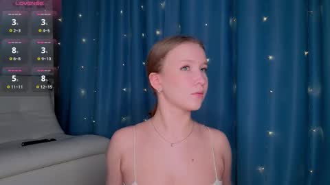 Snapshot of ms_evasweet chatting on September 30, 2:12 pm Eva 3 online show from September 30, 2:12 pm