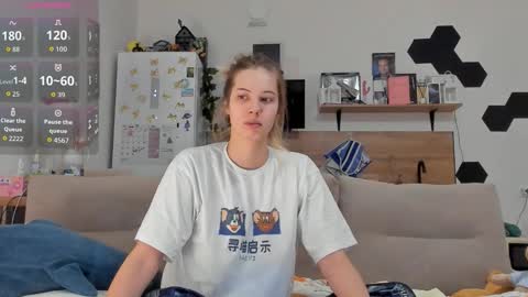 Ms ForYOU online show from December 19, 3:04 pm