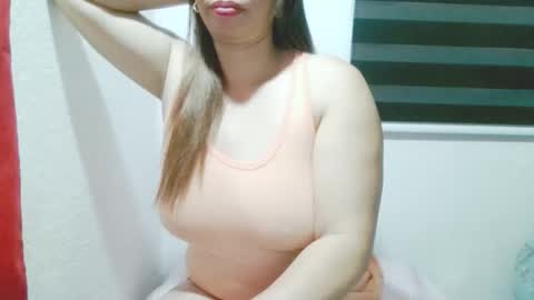 msseksi_love online show from April 15, 9:59 pm