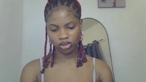 muscle_queen0 online show from March 3, 7:20 pm